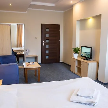 Hotel Kardamon Zbylitowska Gora